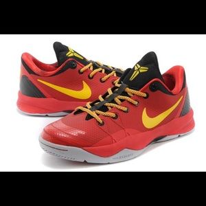 Kobe Venomenon 4s